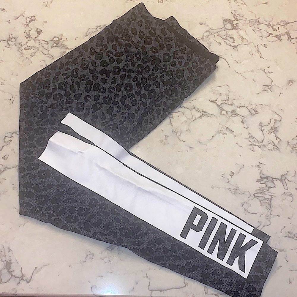 VS PINK Yoga Pants